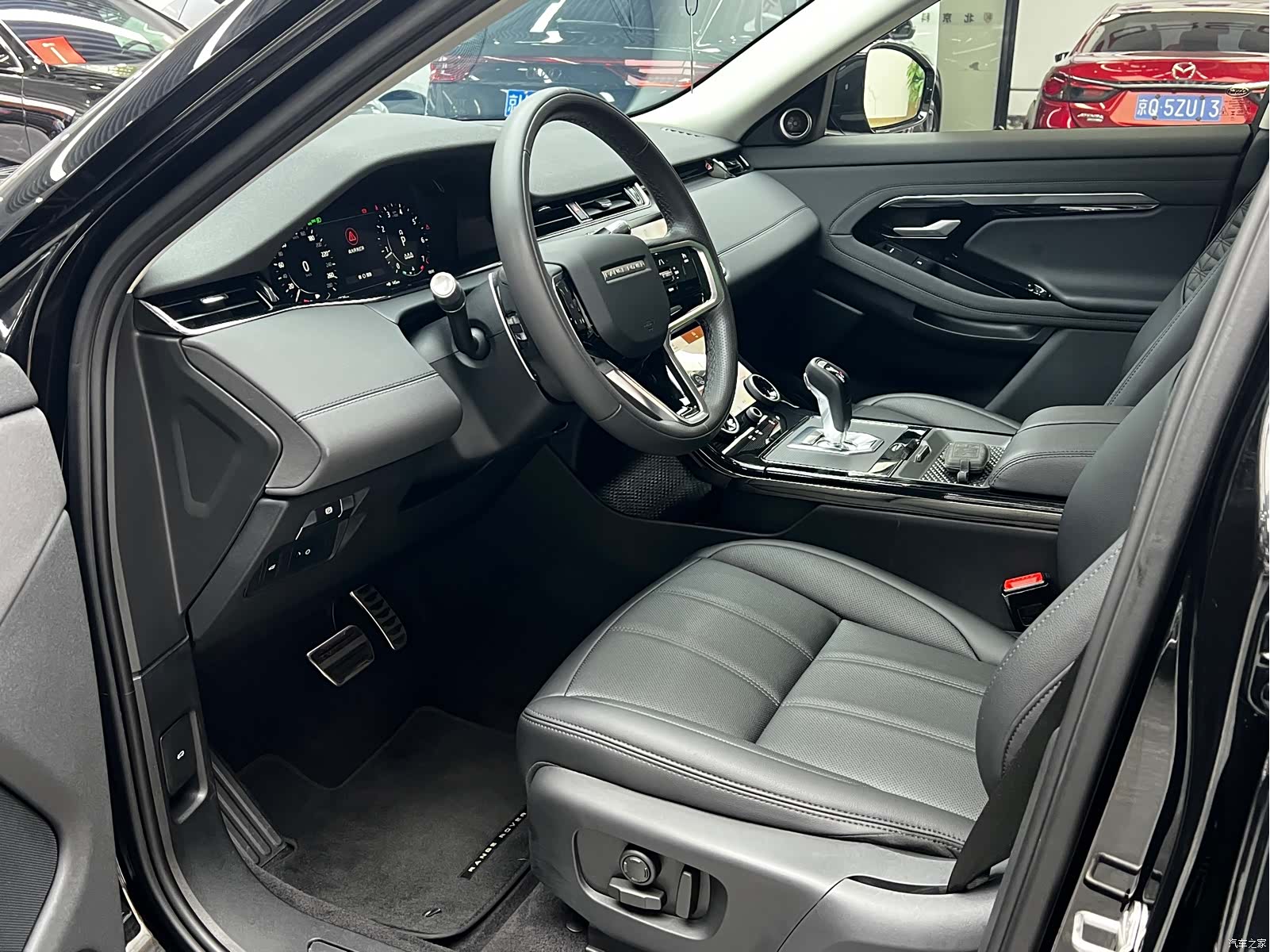 Land Rover Range Rover, 2023 13