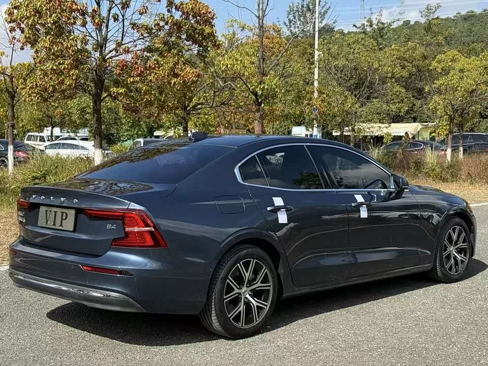 Volvo S60