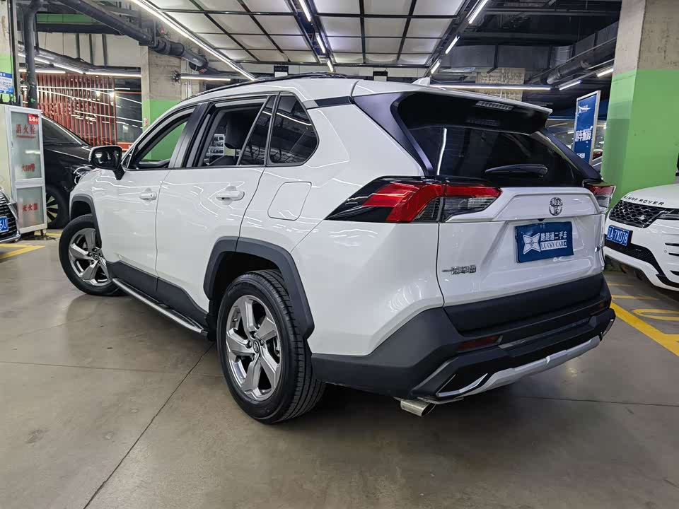 Toyota RAV4 Rongfang