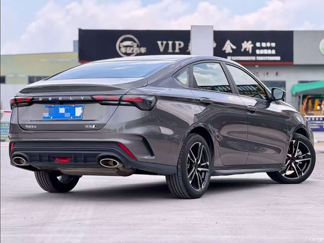 Geely Binray, 2022 4