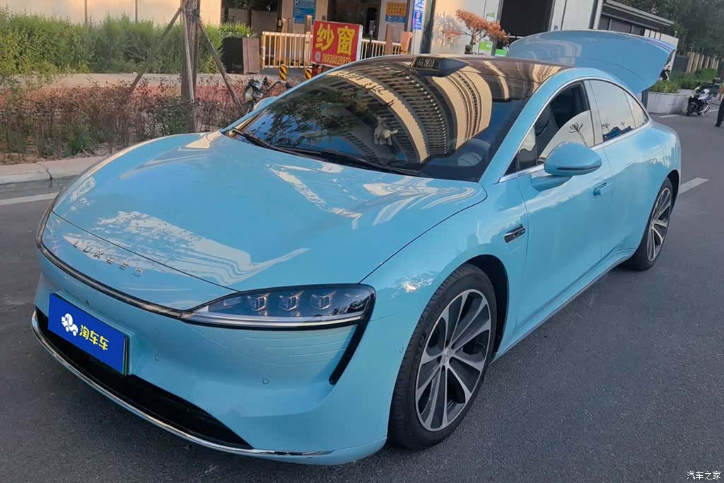 Luxeed S7, 2025 1