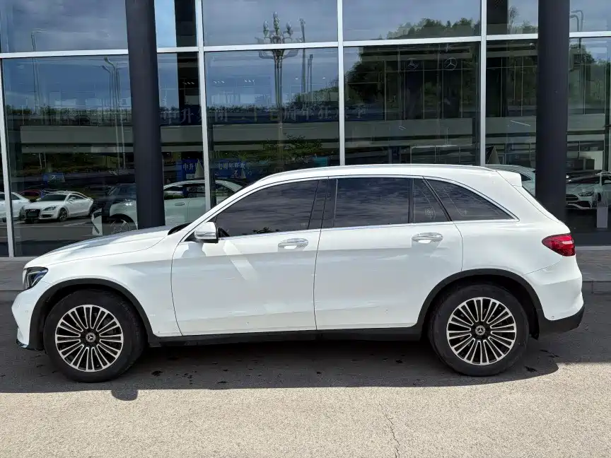 Mercedes-Benz GLC Mercedes-Benz GLC