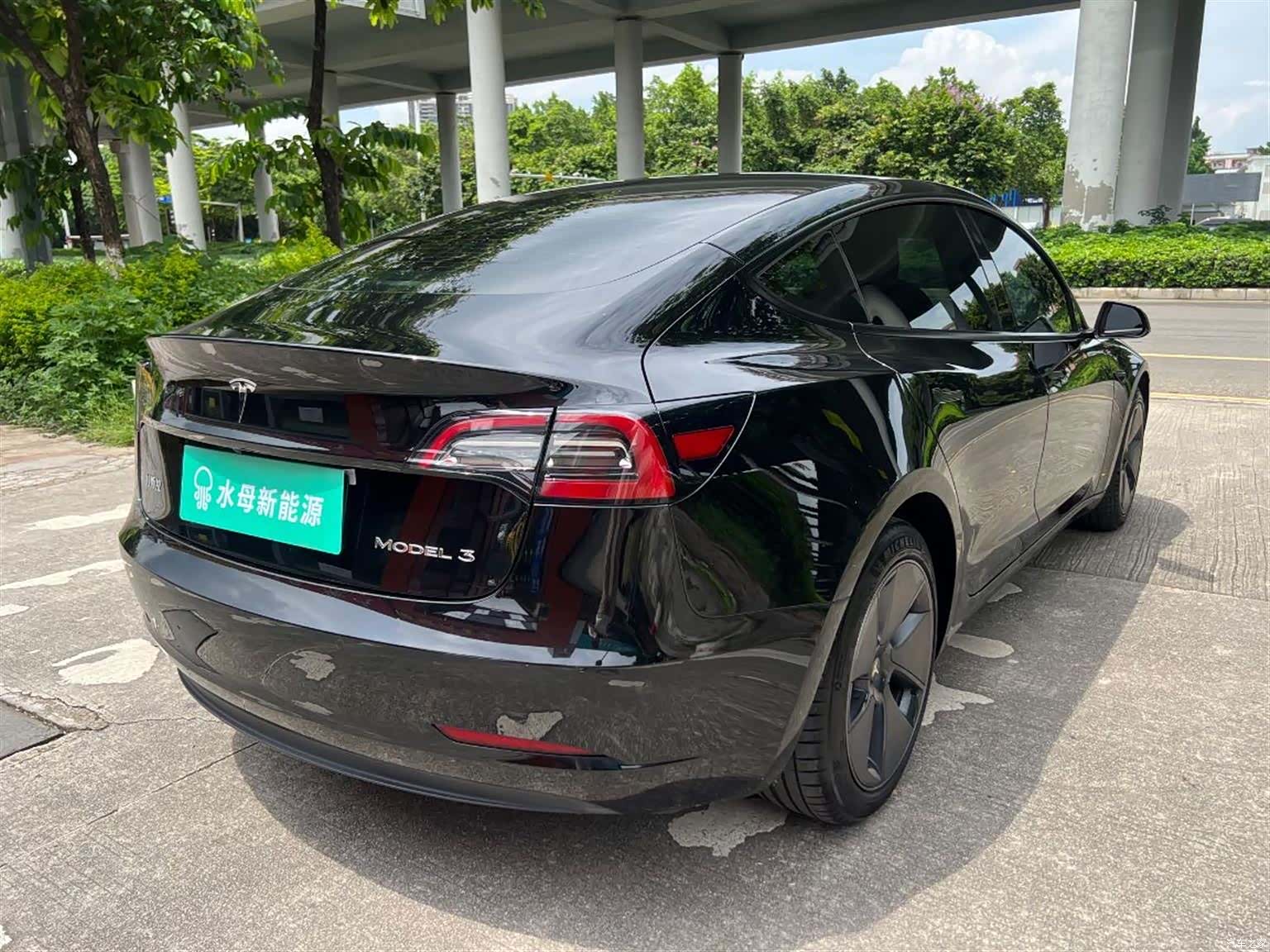Tesla Model 3, 2022 3