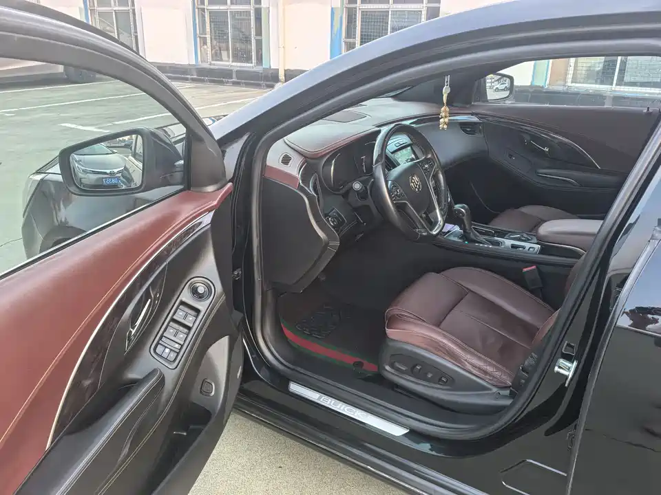Buick Lacrosse