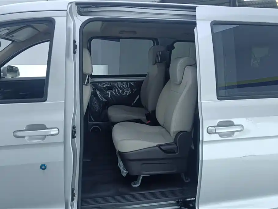 Wuling Wuling Hongguang V