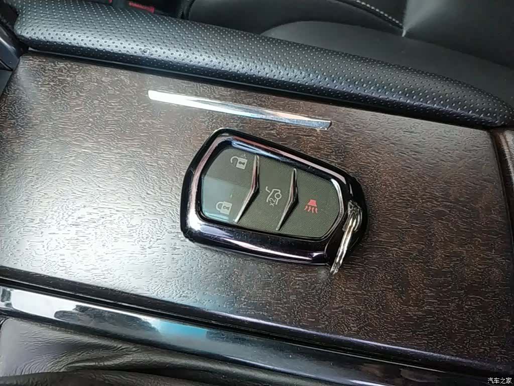 Cadillac XTS, 2019 9