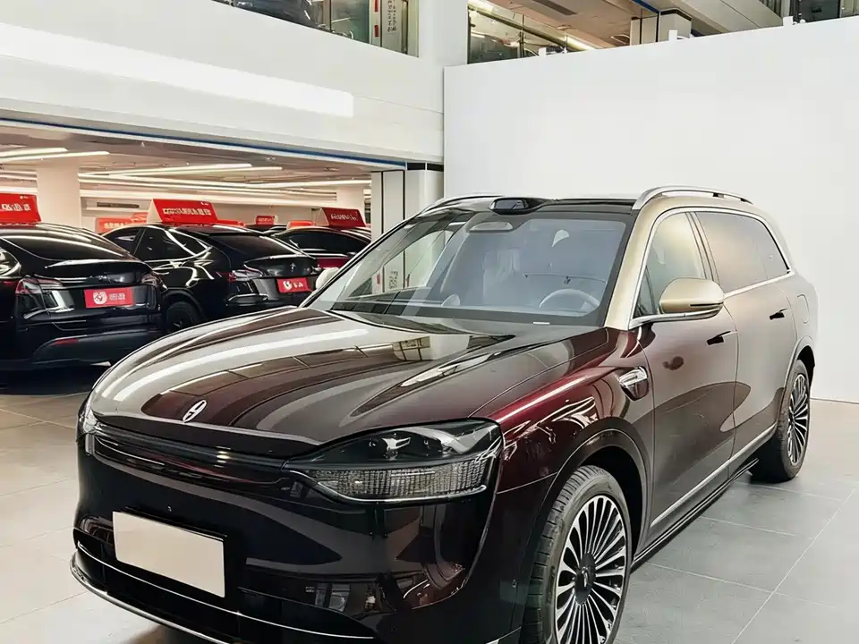 AITO Ask the world M9