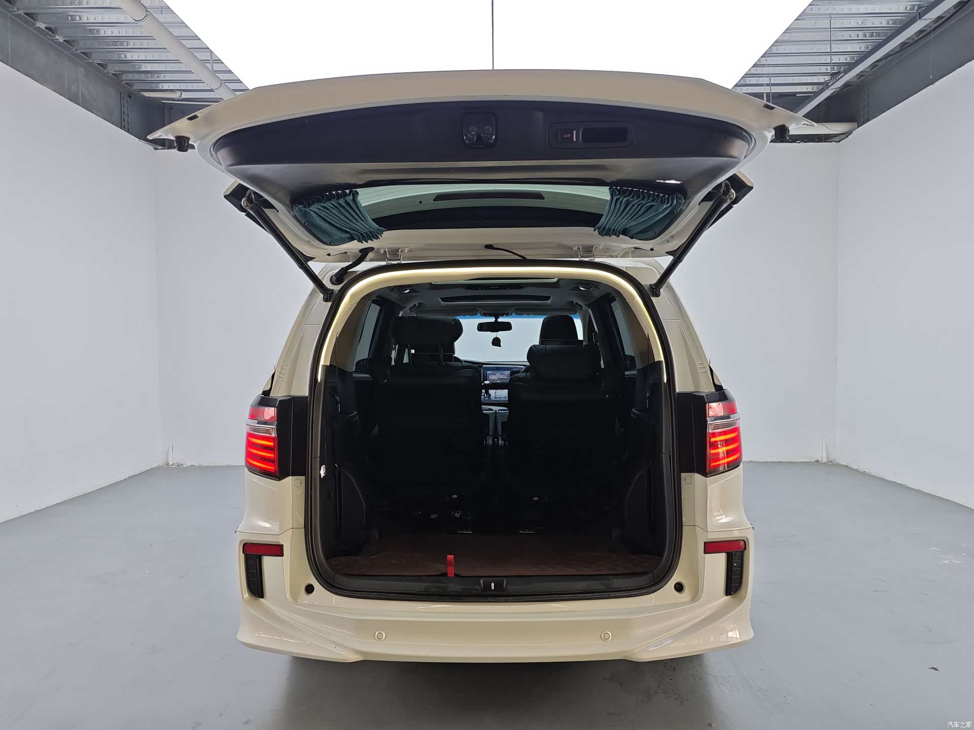 Honda Elysion, 2020 19