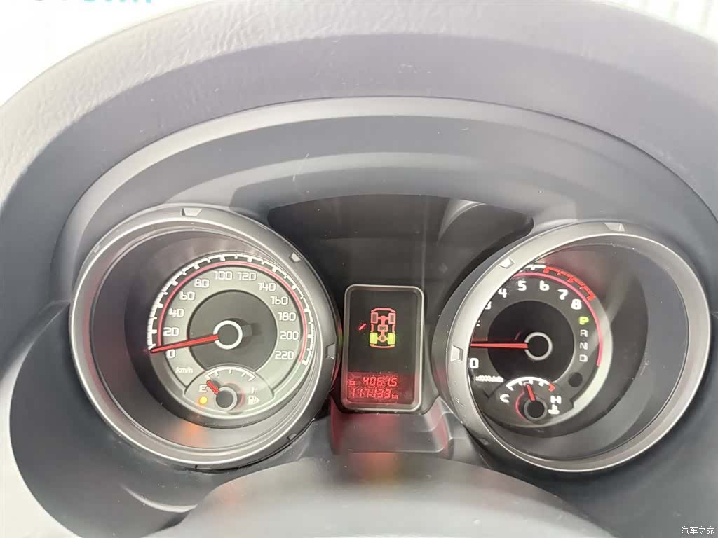 Mitsubishi Pajero, 2016 9