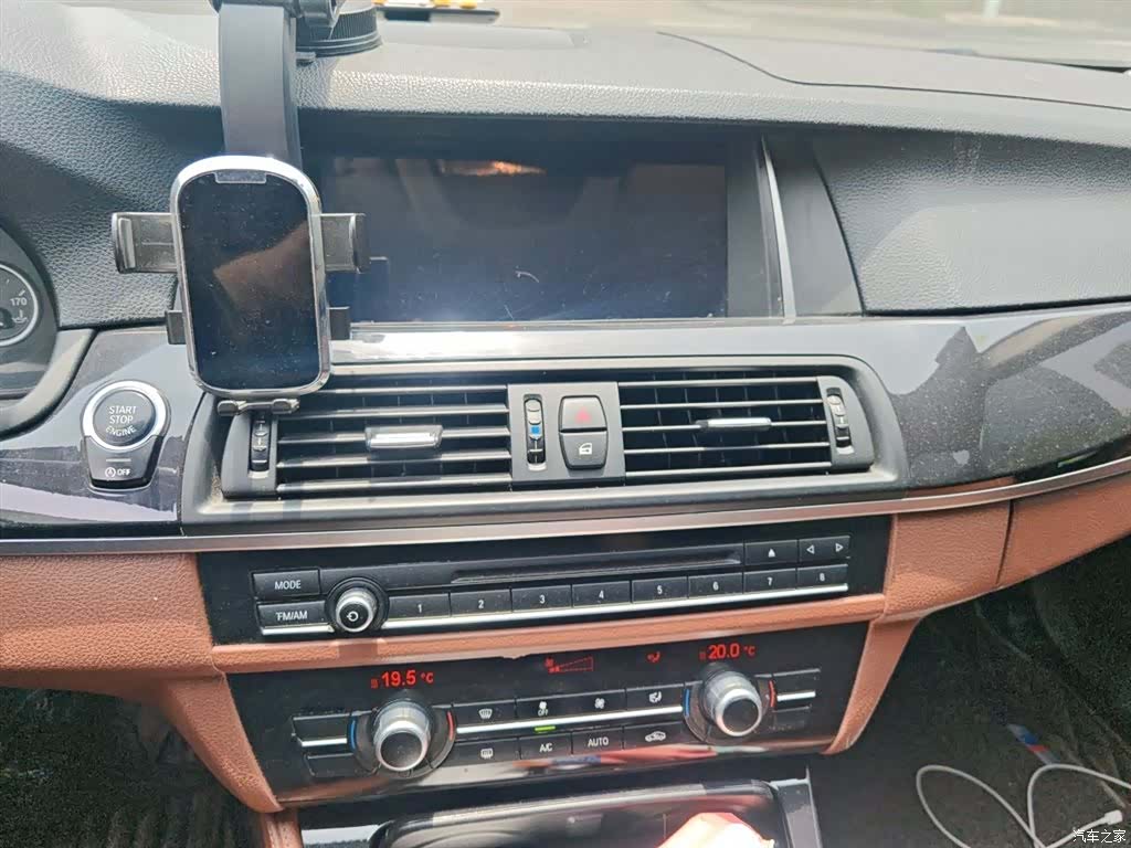 BMW 5 Series, 2015 14