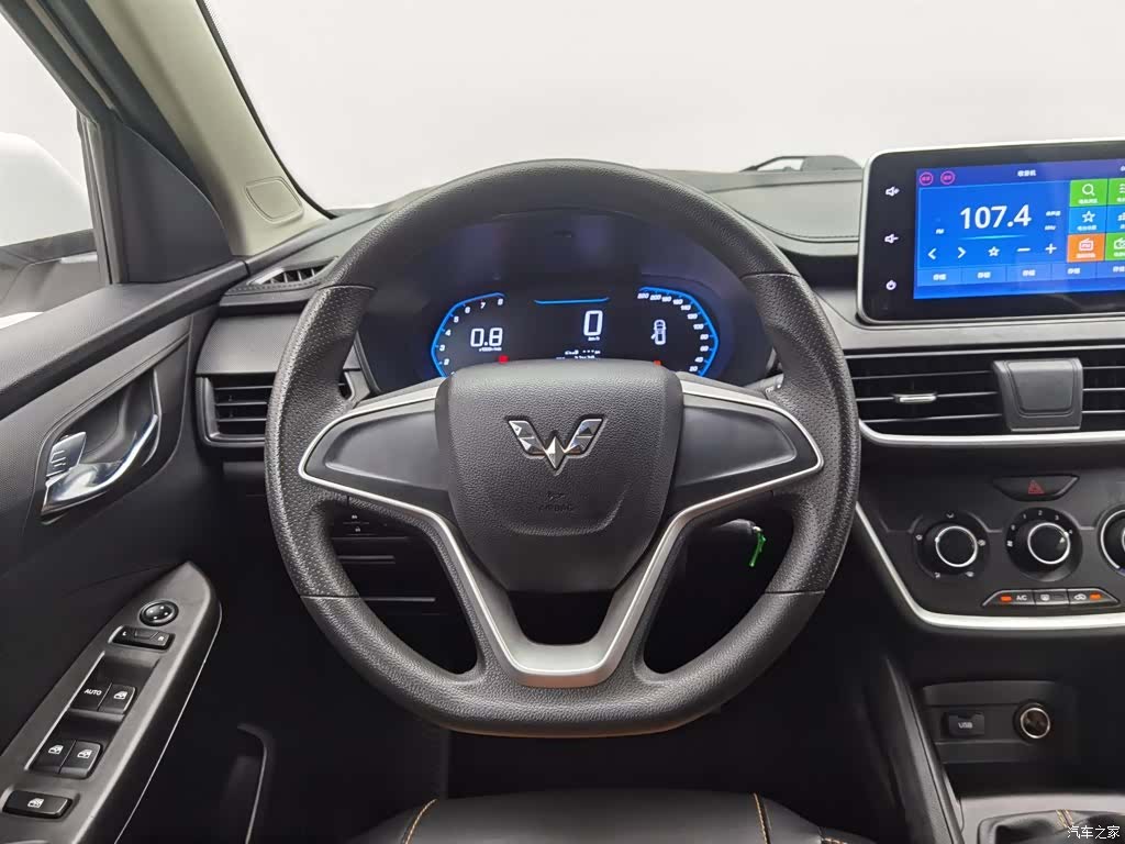 Wuling Hongguang, 2019 11