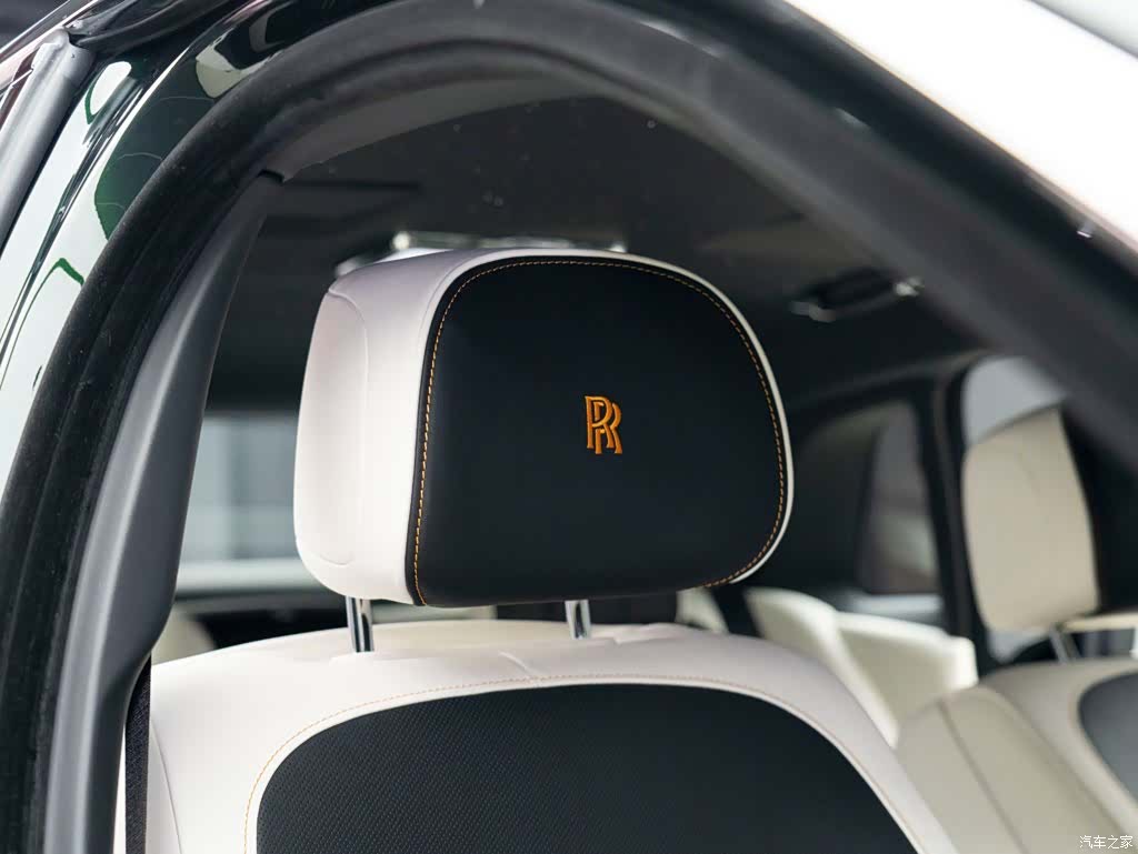 Rolls-Royce Ghost, 2023 18