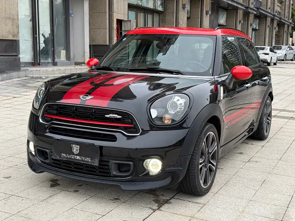 MINI JCW COUNTRYMAN