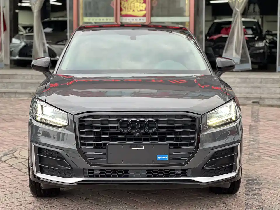 Audi Q2L Audi Q2L