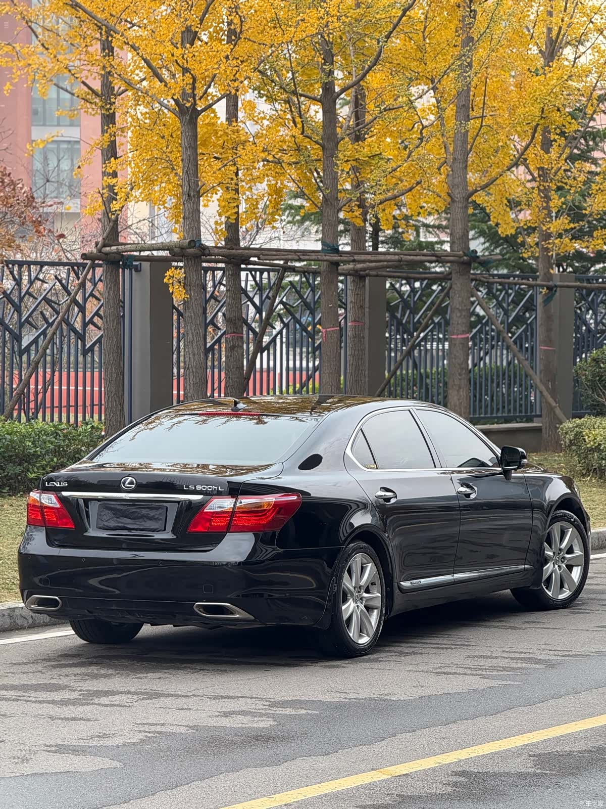 Lexus LS, 2012 все фото