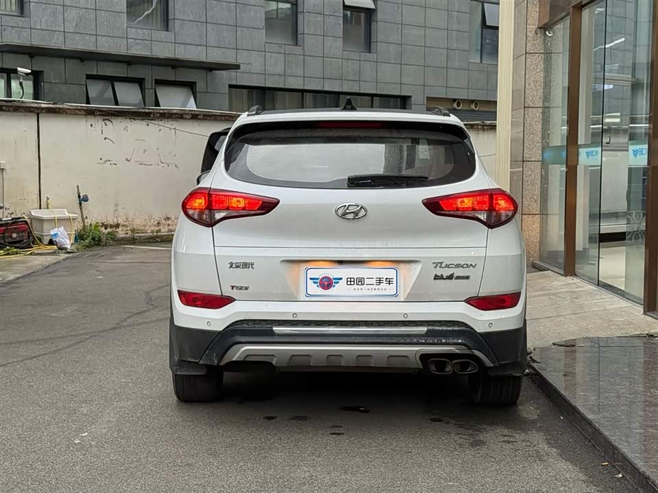 Hyundai Tucson
