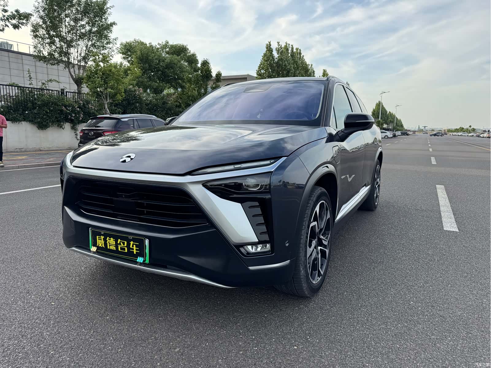 NIO ES8, 2021 1
