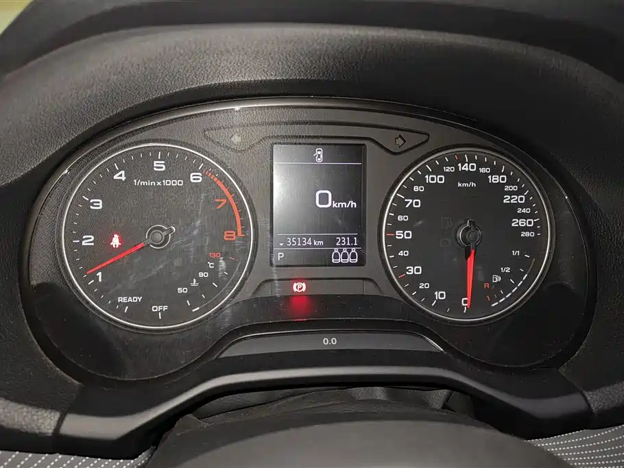 Audi Q2L Audi Q2L