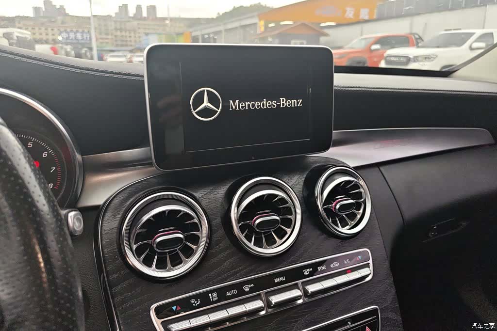Mercedes-Benz C-Class, 2018 13