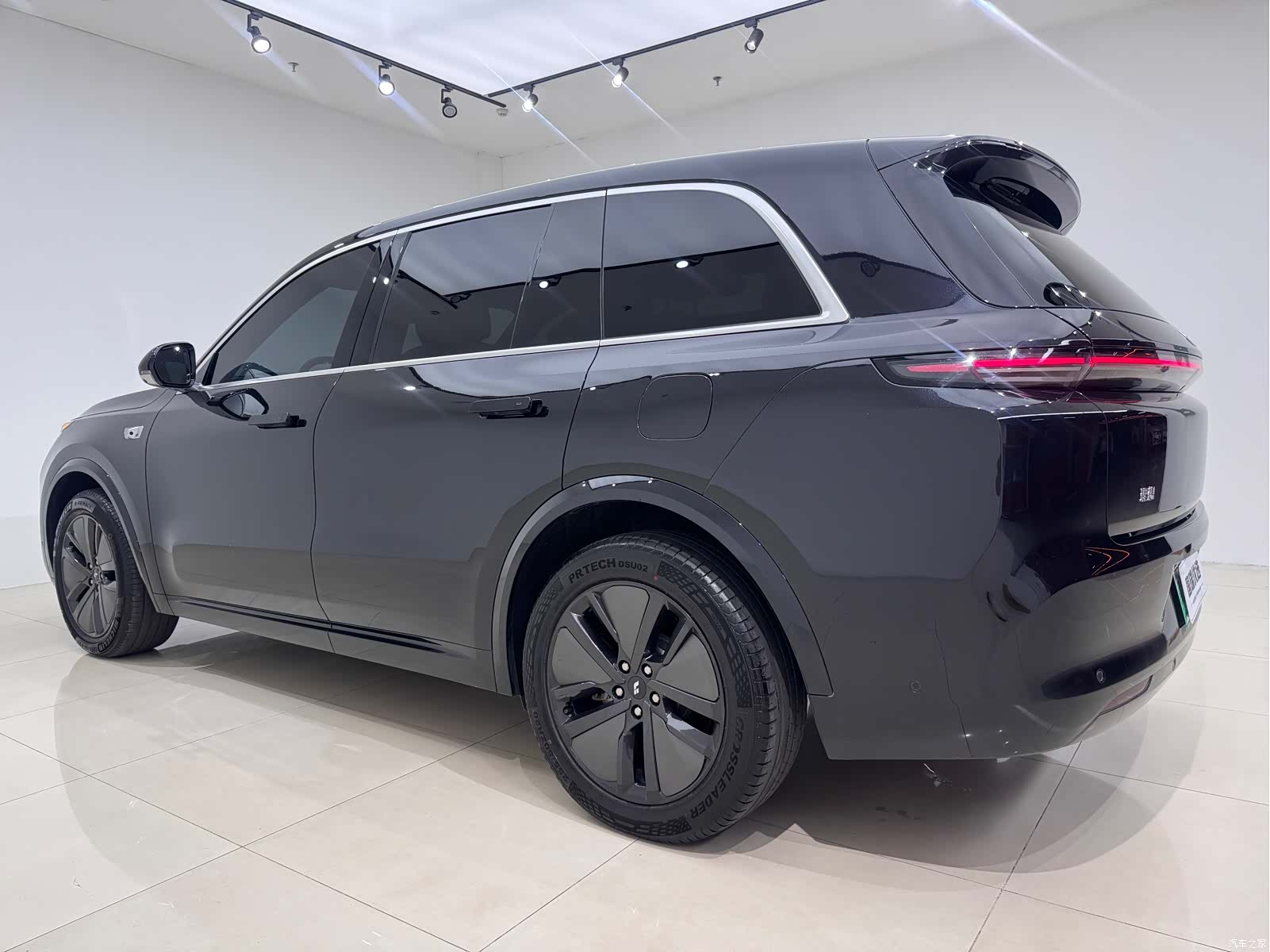 Li Auto L8, 2024 4