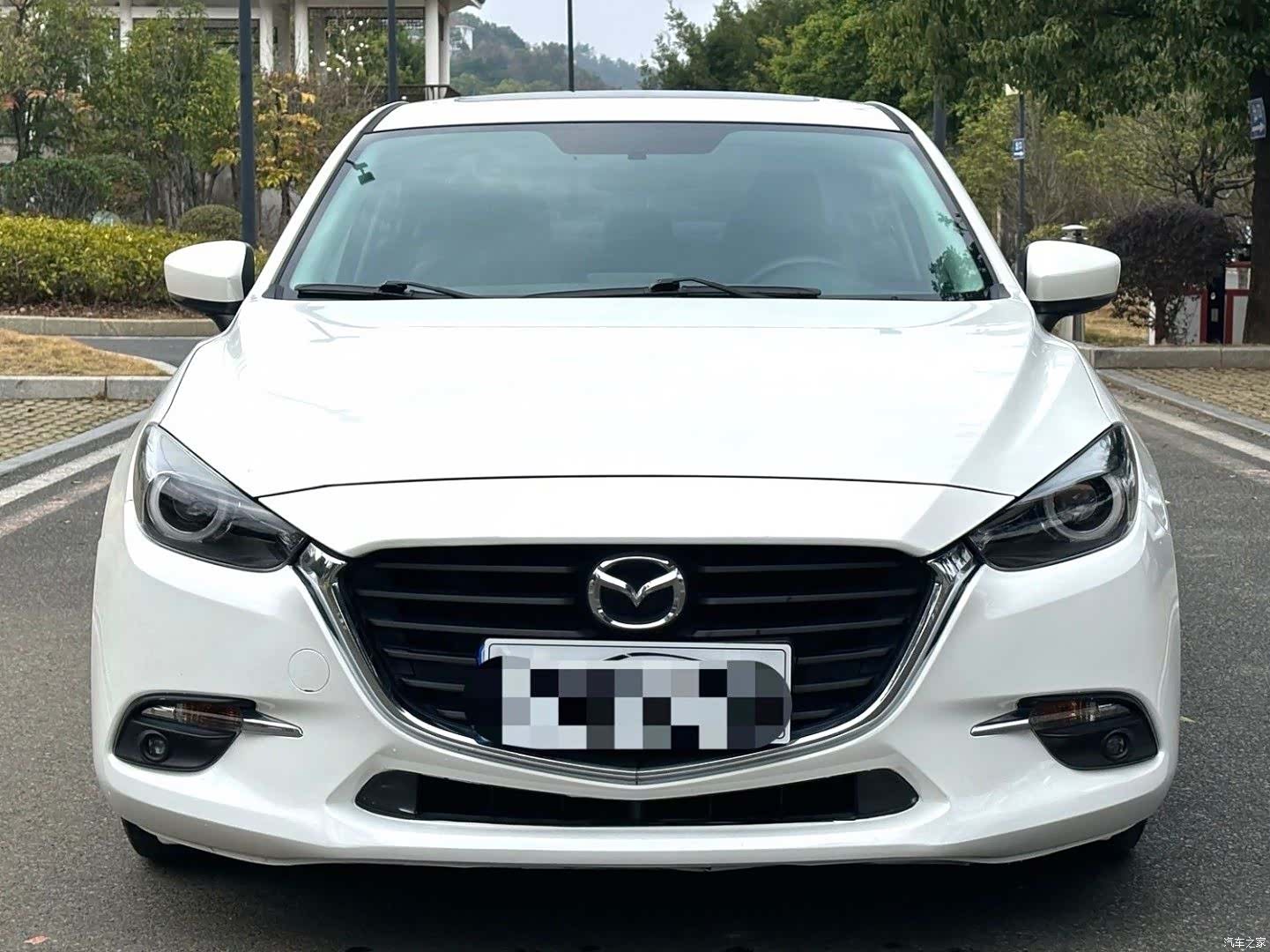 Mazda Mazda3, 2017 11