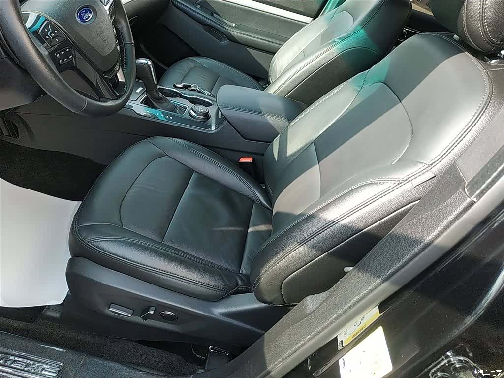 Ford Explorer, 2017 12