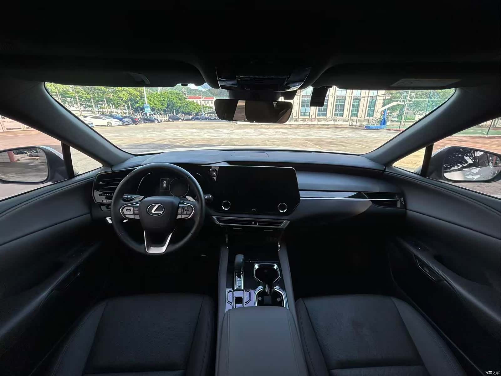 Lexus RX, 2023 все фото