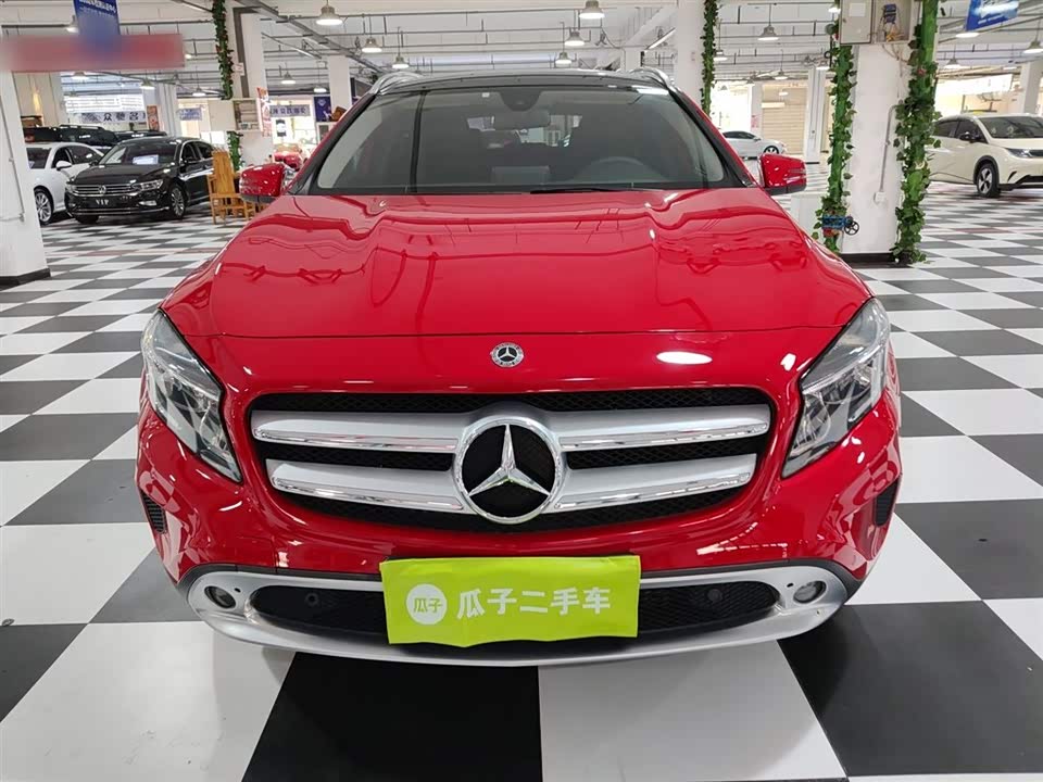 Mercedes-Benz GLA