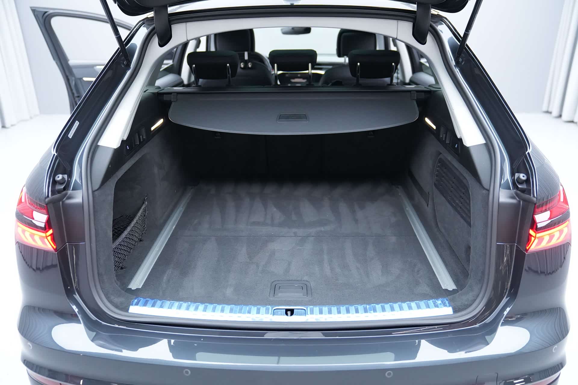 Audi A6, 2022 10
