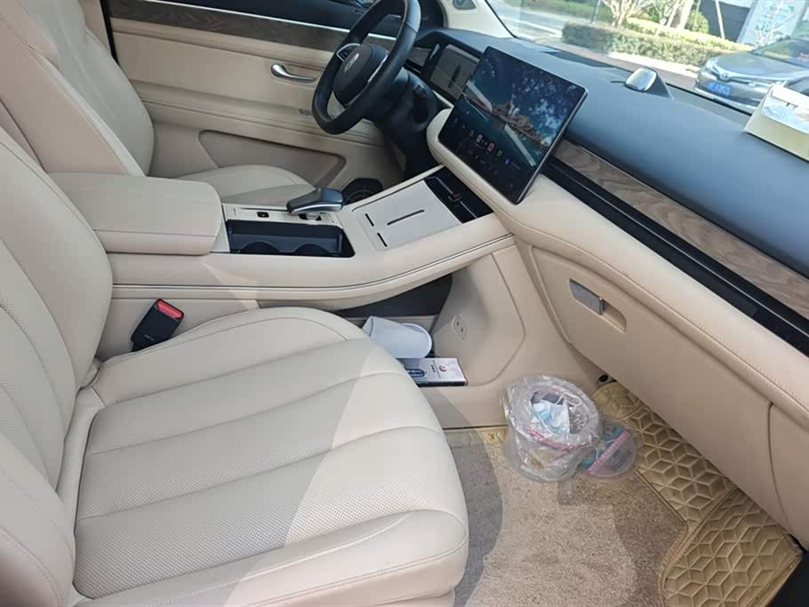 AITO Ask the world M7