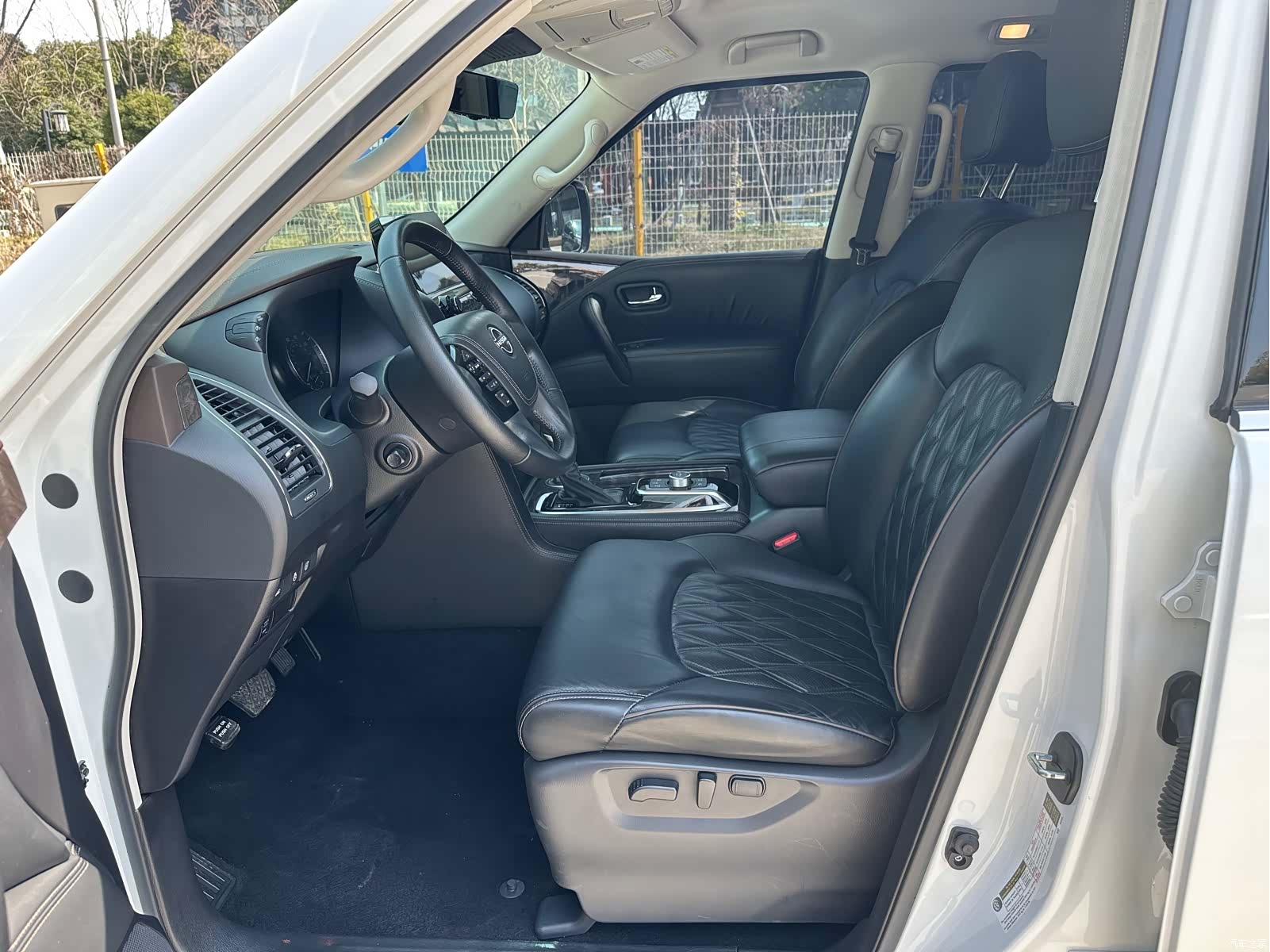 Nissan Patrol, 2023 4