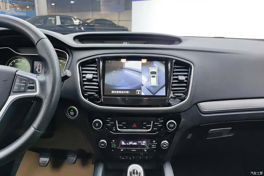 Geely X6, 2016 13