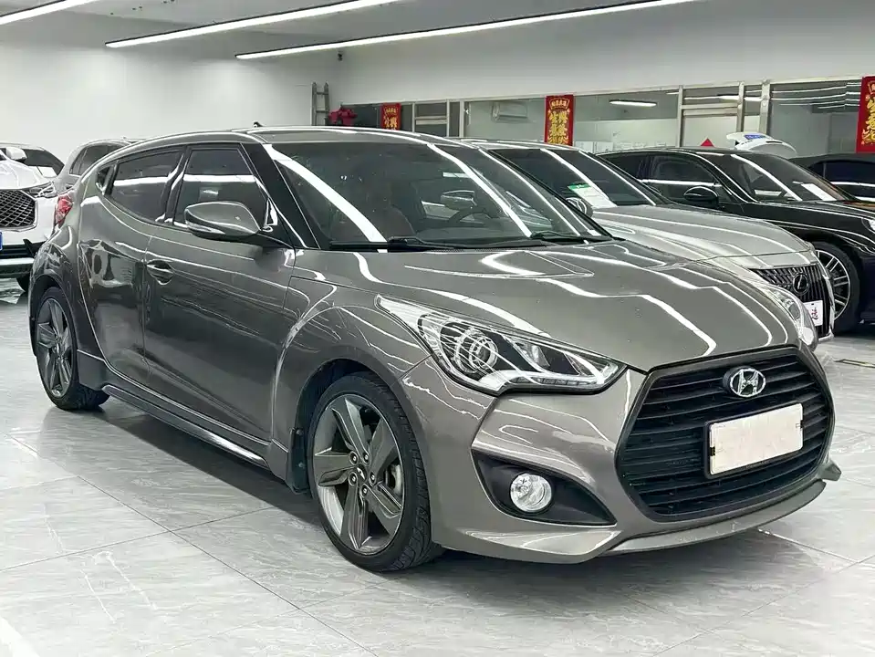 Hyundai Veloster