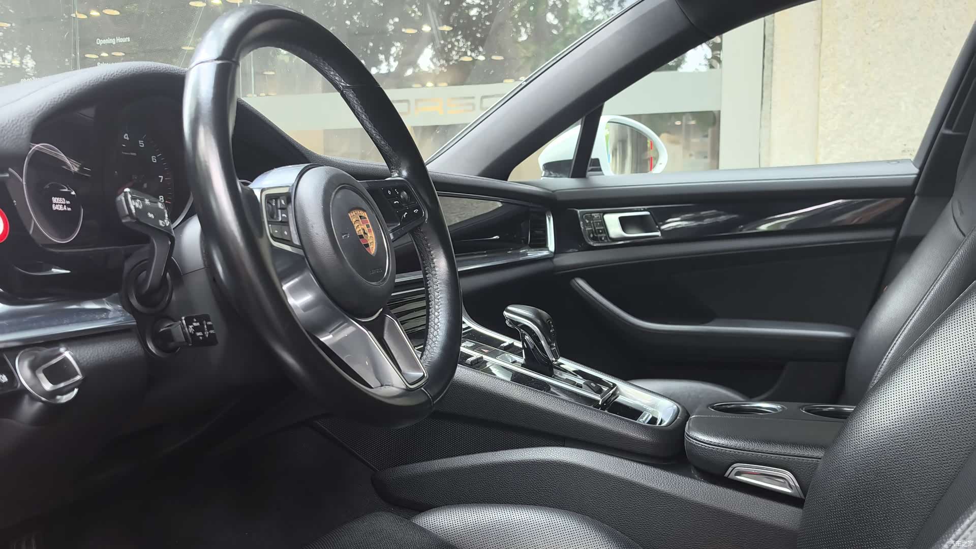 Porsche Panamera, 2018 6