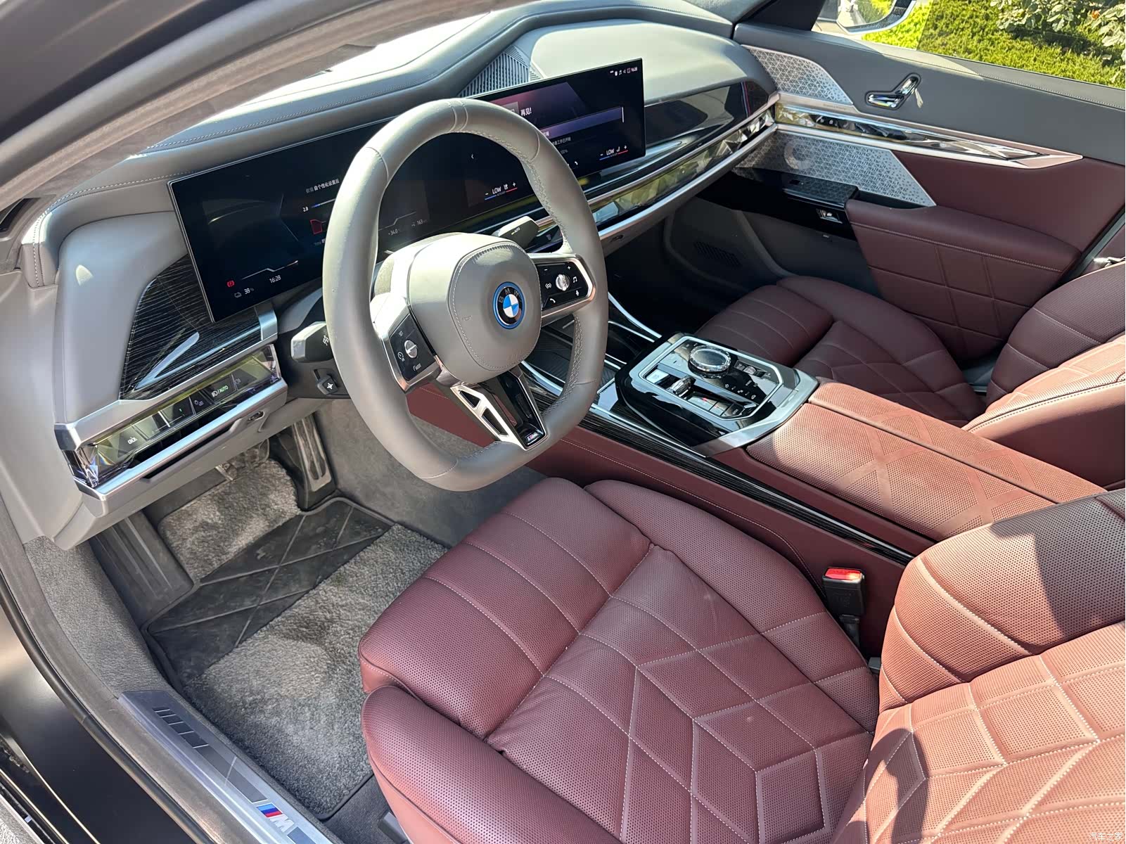 BMW i7, 2025 7