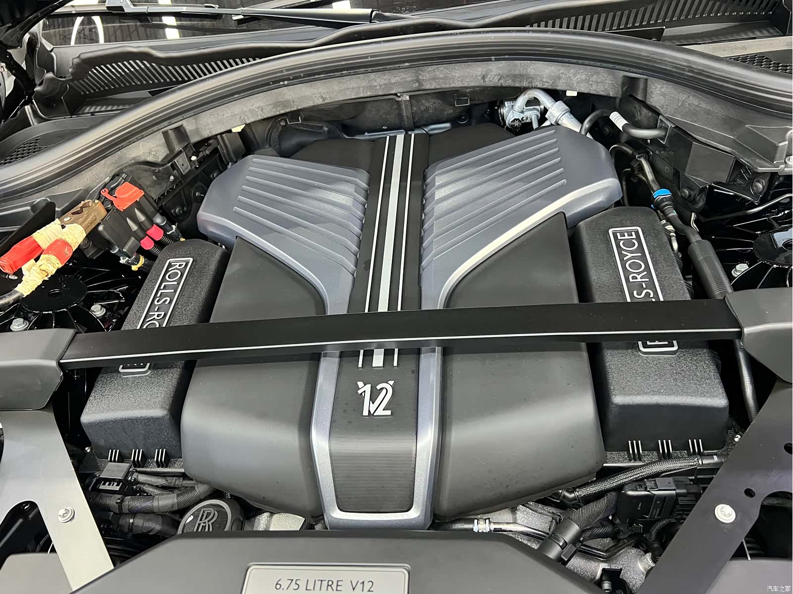 Rolls-Royce Cullinan, 2026 10