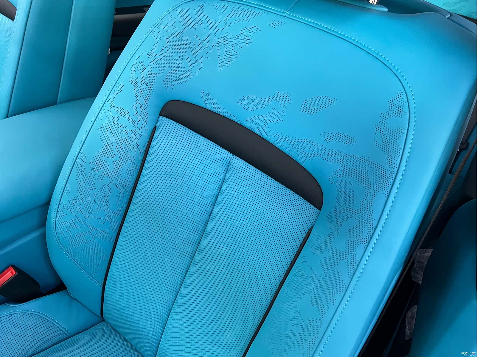 Rolls-Royce Cullinan, 2026 18