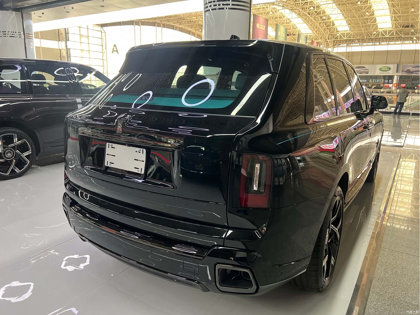 Rolls-Royce Cullinan, 2026 34