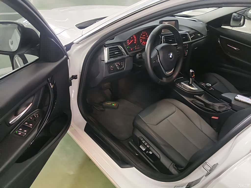 BMW 3 Series, 2017 16