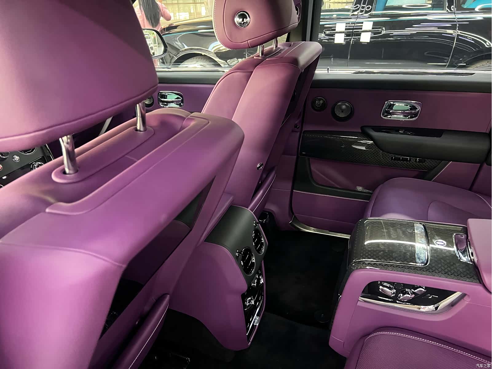 Rolls-Royce Cullinan, 2026 22