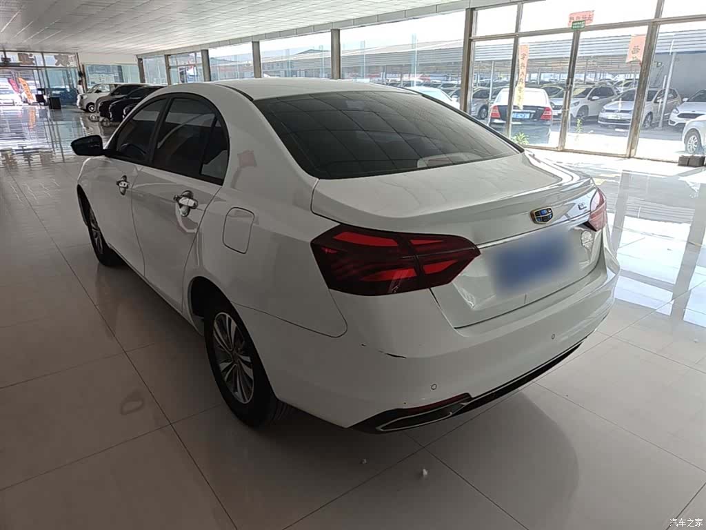 Geely Emgrand, 2018 все фото
