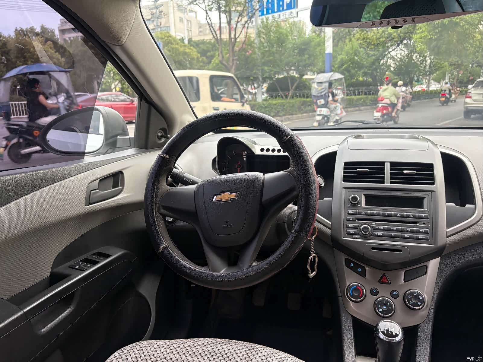 Chevrolet SL, 2012 7