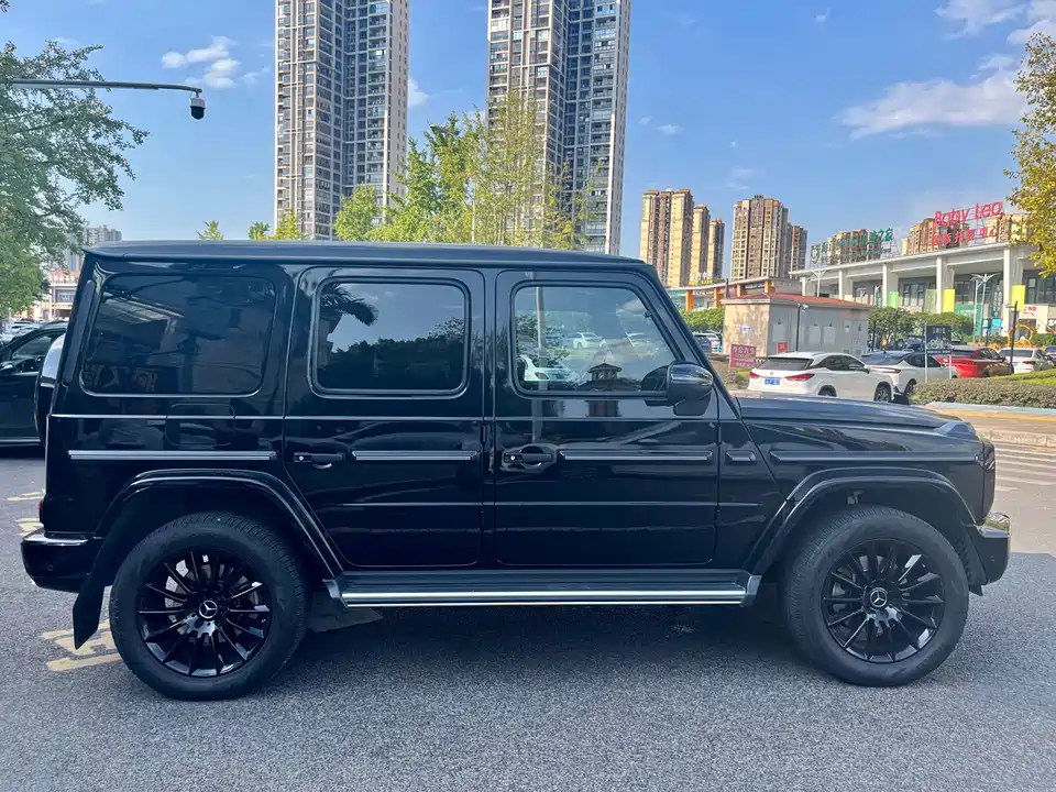 Mercedes-Benz G-class