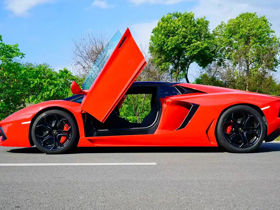 Lamborghini Aventador