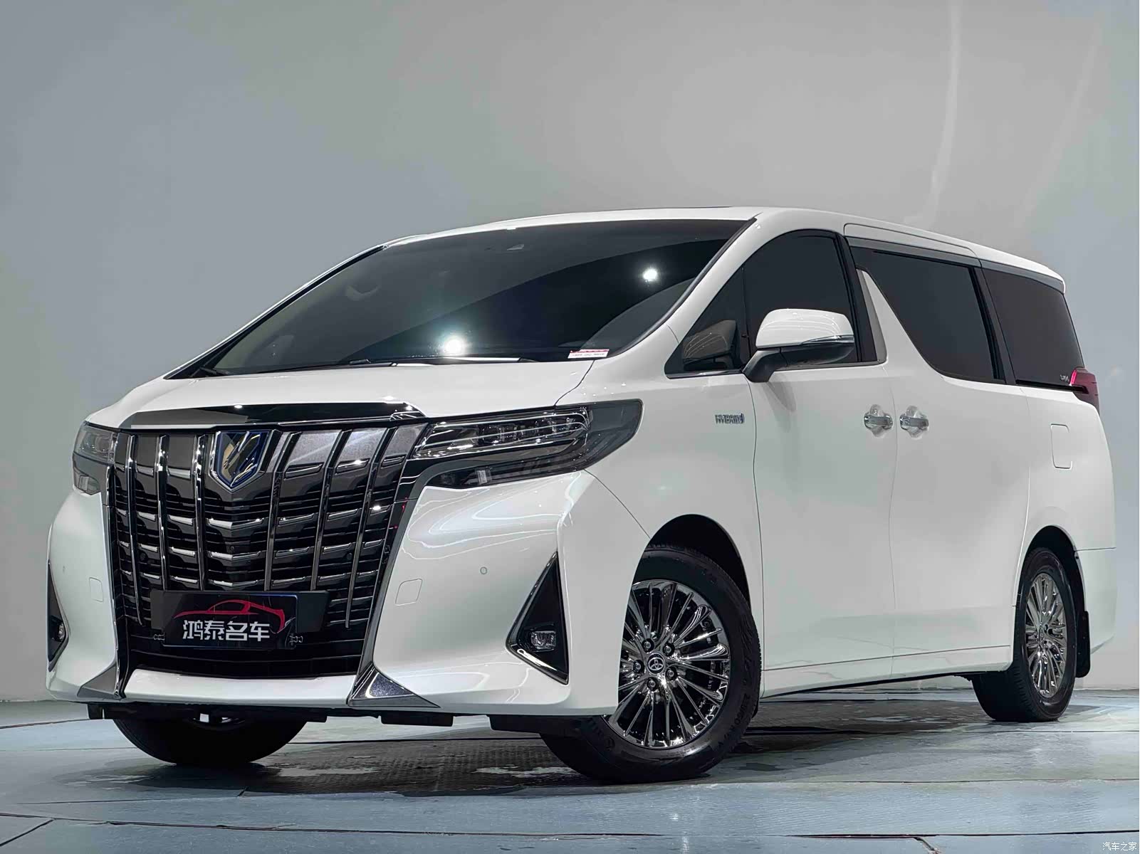 Toyota Alphard, 2021 1
