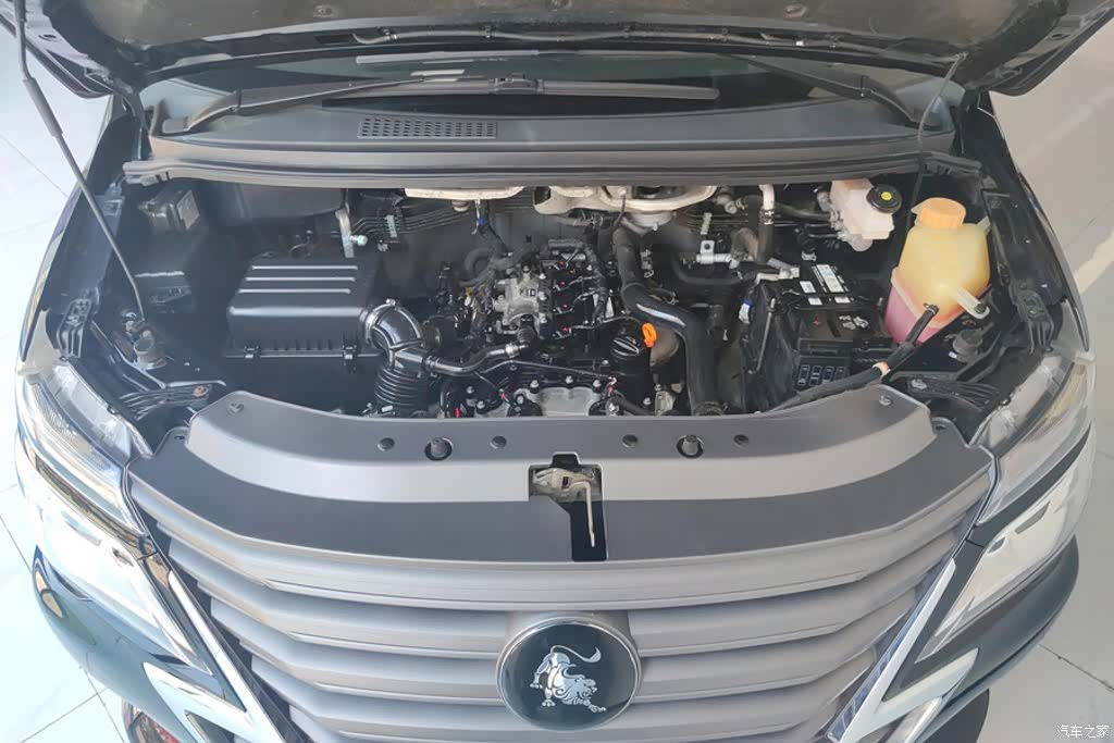 DongFeng M5L, 2023 10