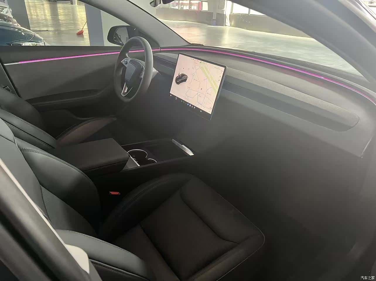 Tesla Model 3, 2024 17