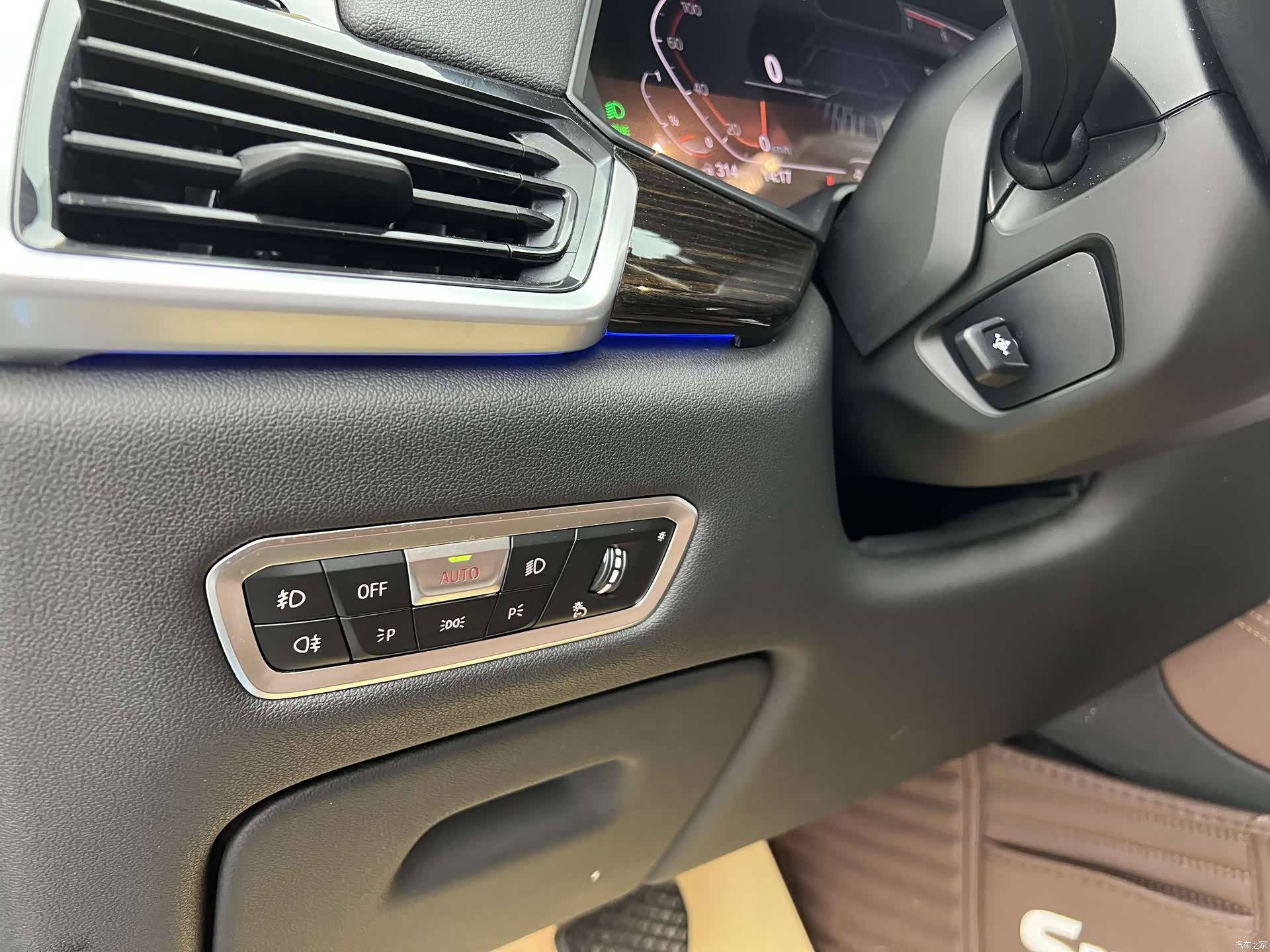 BMW X5, 2019 все фото