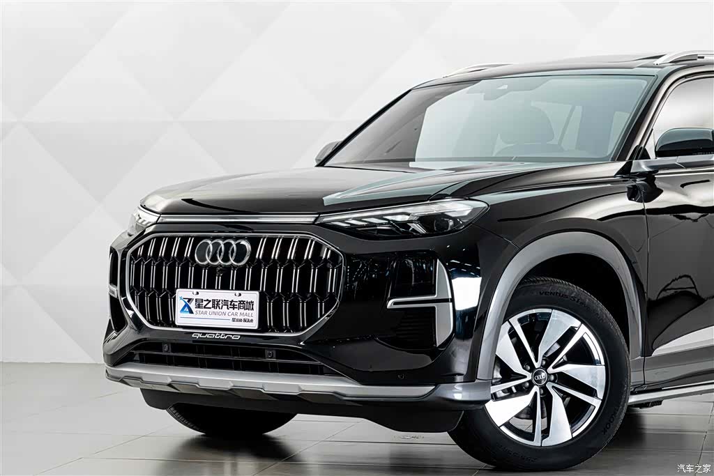 Audi Q6, 2025 3