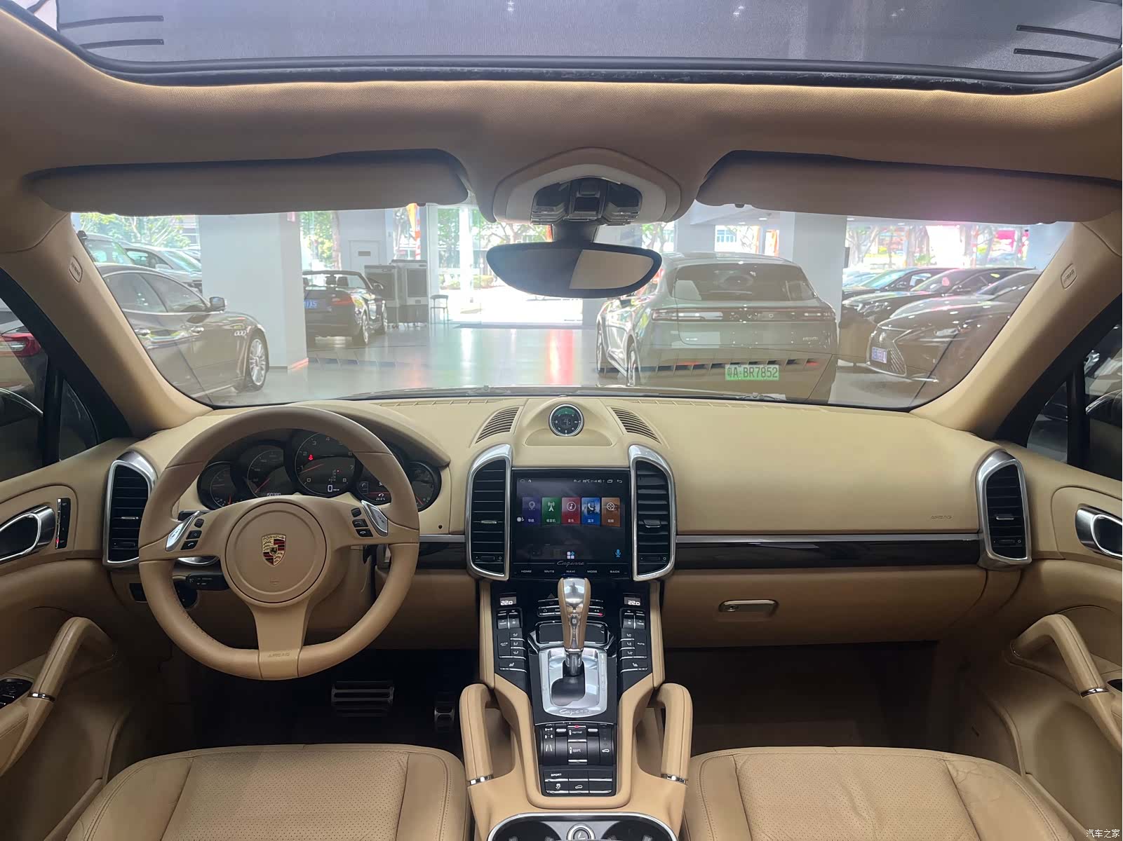 Porsche Cayenne, 2012 11